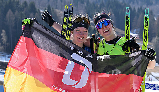 Johanna Recktenwald und ihr Guide Emily Weiss Johanna Recktenwald und ihr Guide Emily Weiss