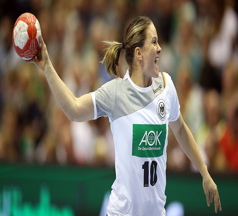 Anna Loerper - Handball