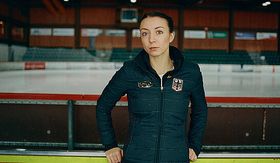 Eiskunstläuferin Nicole Schott