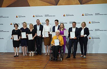 Die neun "Hall of Fame"-Neuaufnahmen mit Bundesinnenministerin Nancy Faeser
