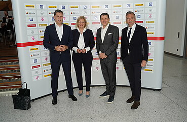Christian Seifert, Nancy Faeser, Thomas Berlemann und Thorsten Langheim