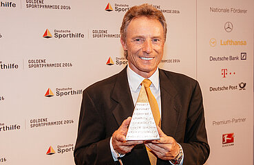 2016 - Bernhard Langer (Golf)