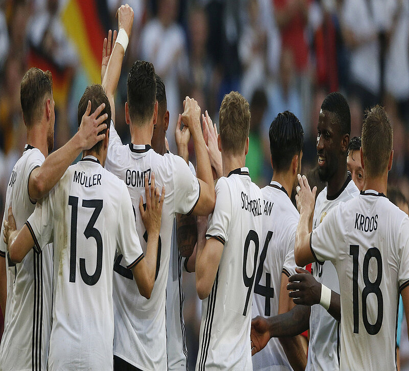 DFB Benefiz-Aktion